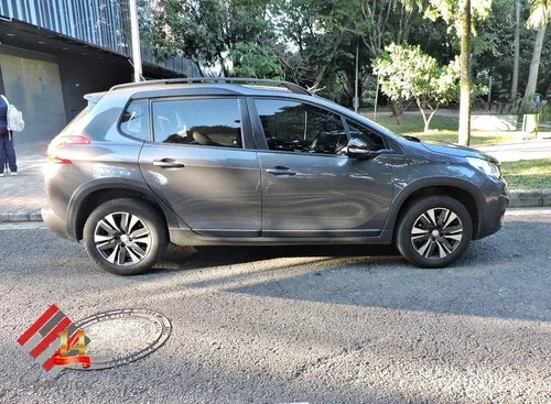 Peugeot 2008 1.6 Active