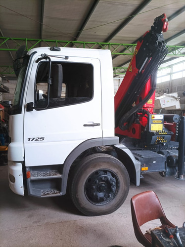 Camion Mercedes Benz 1725 Con Hidrogrúa