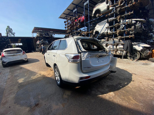 Sucata Mitsubishi Outlander 3.60 V6 2014 240cvs