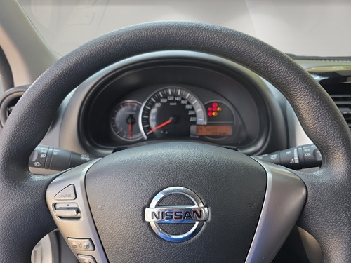Nissan March 1.6 SL 16V FLEXSTART 4P XTRONIC
