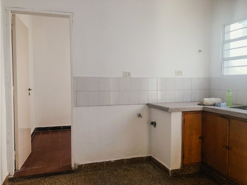 Alquiler - Casa 2 Dormitorios - Yofre Sur