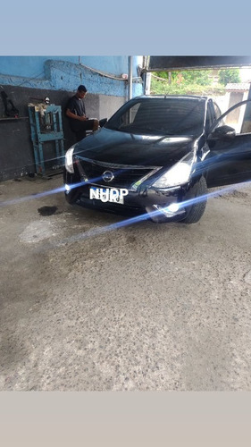 Nissan Versa 2017 1.6 16v Sl Unique Aut. 4p