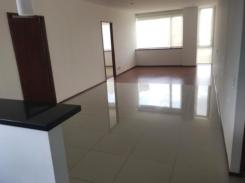 Imagen 4 de 23 de Urge Vender Infinity Santa Fe
