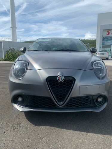 Imagen 2 de 15 de Alfa Romeo Mito 2018 1.4 Veloce Mt