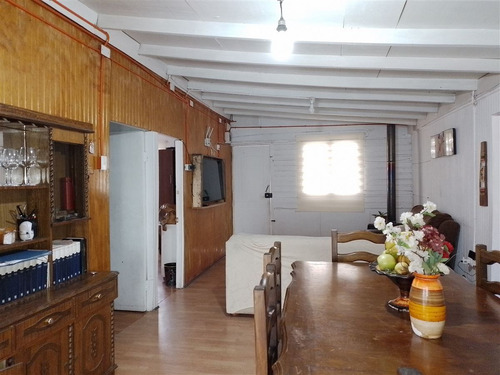 Acogedora Casa En Venta De 4 Dorm. En Quintero
