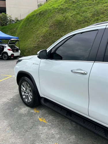 Toyota Fortuner 2.4 Diésel Srv 4X2