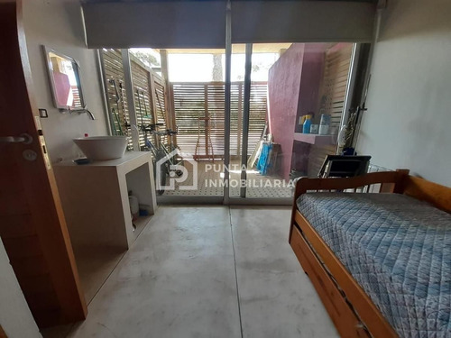 Imagen 21 de 30 de Venta Casa 4 Dormitorios Con Piscina En Parada 7, Playa Mansa +alquiler Temporal - Punta Del Este Mansa