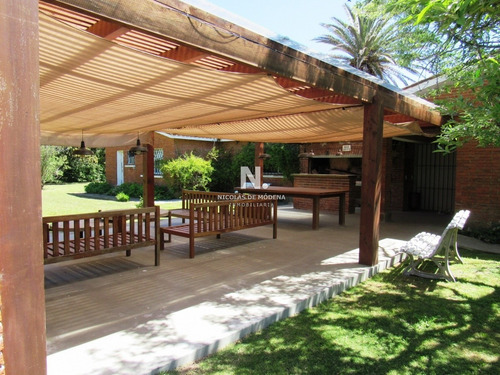 Casa En Venta En Península.- Ref: 2663