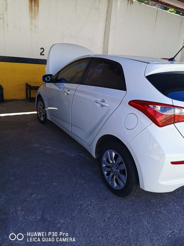 Hyundai Hb20 2017 1.0 Comfort Plus Flex 5p