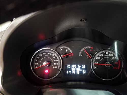 Imagem 6 de 14 de Fiat Grand Siena 1.6 Mpi Essence 16v