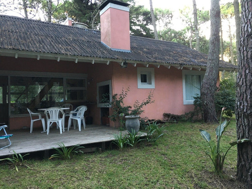 Hemosa Casa En Carilo Para 7 Personas