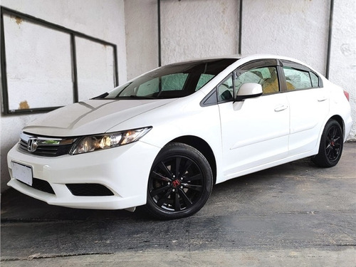 Imagem 2 de 14 de Honda Civic 1.8 Lxs 16v Flex 4p Automático