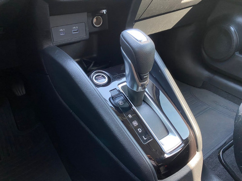 Nissan Kicks 1.6 16V FLEXSTART SV 4P XTRONIC