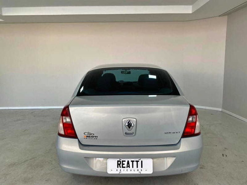Imagem 11 de 12 de Renault Clio Sedan Authentique 1.6 16v