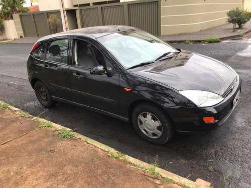 Ford Focus 1.8 5p 2002