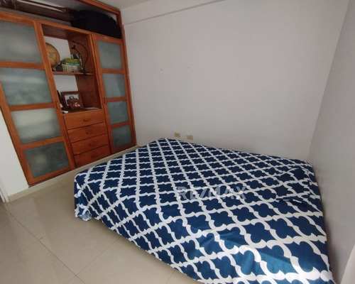 Re/max 2mil Vende, Townhouse, Conjunto Residencial Vista Del Mar, Mariño, Isla De Margarita.