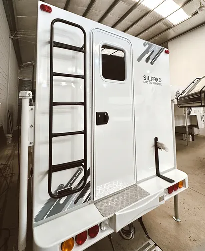 Camper Ag 240 Para Doble Cabina Mediana