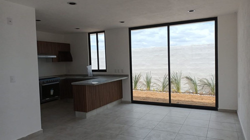 Imagen 9 de 30 de En Venta Casa En Juriquilla San Isidro, 3 Recamras, 2.5 Baño