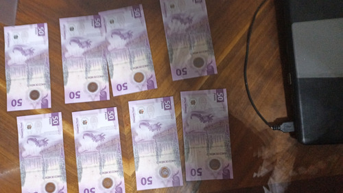8 Billetes De Coleccion Series Consecutivas De Cincuenta P (Usado)