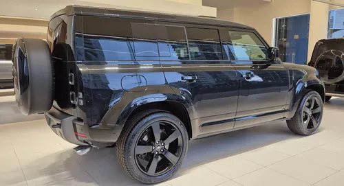Land Rover Defender 110 5.0 V8 Awd