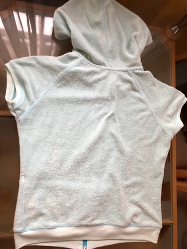 Campera Manga Corta Con Capucha Celeste Talle S 100% Algodon