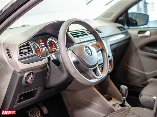 Volkswagen Voyage 1.6 Msi Totalflex Comfortline 4p I-motion