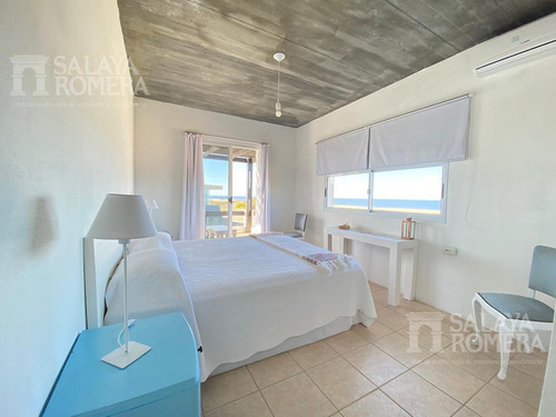 Imagen 15 de 30 de Venta: Casa 5 Dormitorios Primera Linea Montoya La Barra