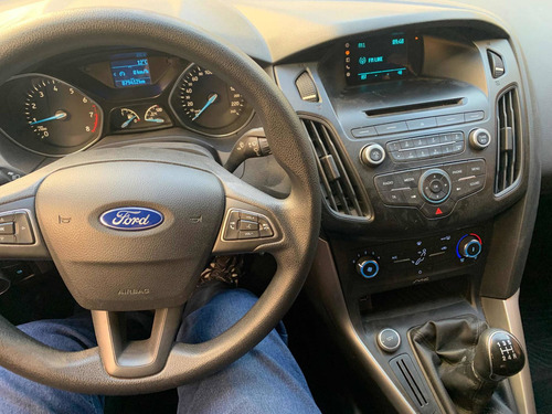 Imagen 5 de 24 de Ford Focus Iii 2016 1.6 Sedan S