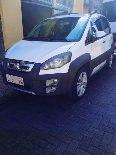 Imagem 11 de 11 de Fiat Idea 2014 1.8 16v Adventure Flex 5p