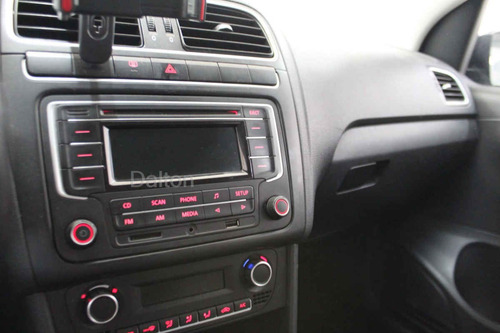 Imagen 14 de 15 de Volkswagen Vento 2018 4 Cilindros