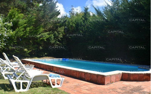 Casa En Zona Golf De Punta Del Este- Ref: 30288