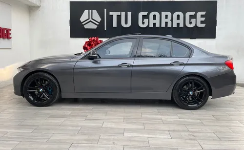BMW Serie 3 2.0 328ia Sport Line At