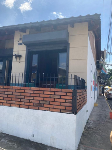 Imagen 3 de 13 de Excelentes Locales Comercial Y Apartamento En Barrio Obrero