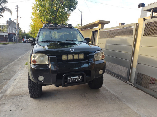 Nissan Frontier 2.8 D/c 4x4 Se (cuero)