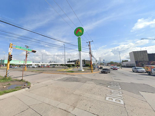 Local En Renta Blvd. Delta 420 M2 León, Gto