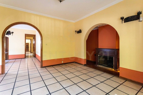 Imagen 7 de 18 de Casa Única En Pocitos Con 3 Dormitorios, Gran Garage Y Hermosa Piscina