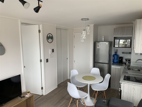 Arriendo Centro De Coquimbo: Depto Amoblado Con Vista Al Mar