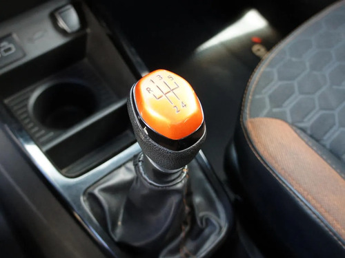 Renault Kwid Outsider Mt