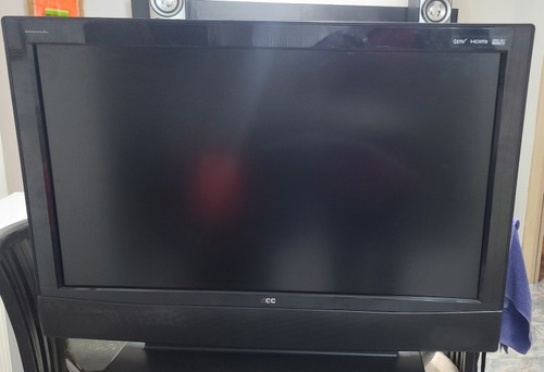 Imagen 1 de 10 de Televisión Aoc De 42 Pulgadas Con La Pantalla Dañada
