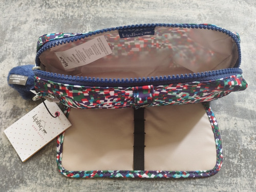 Imagen 3 de 4 de Bolso Cartuchera Kipling Wolfe Confetti Dream Azul