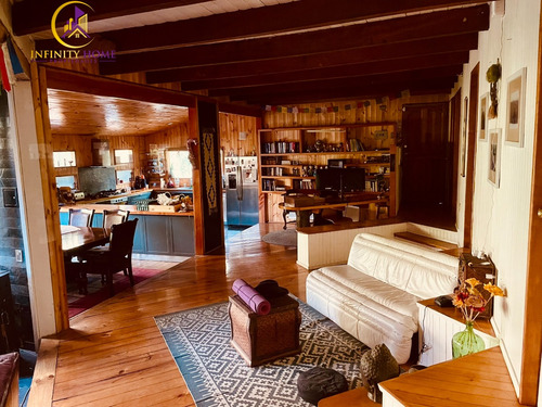 Vende Casa Con Gran Terreno Caburgua Pucón