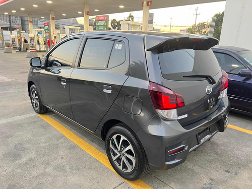Imagen 8 de 15 de Toyota Agya Yaris Vitz Americano