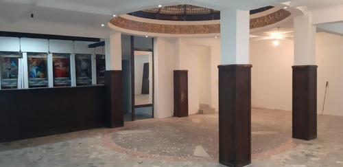 Venta Local Comercial Ciudad Vieja Con Sótano
