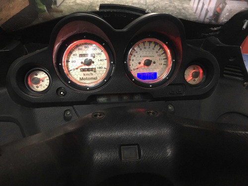 Imagen 9 de 12 de Strato Executive 250
