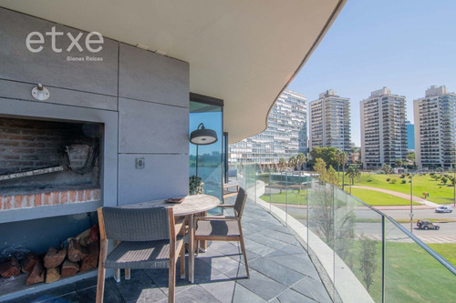 Apartamento En Alquiler De 3 Dormitorios En Puerto Del Buceo