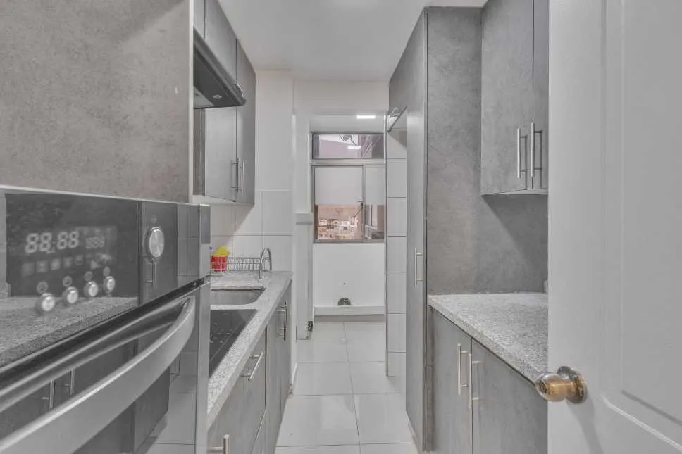 Imagen 1 de 10 de Hermoso Departamento En Venta 3d/2b/est. (107062)