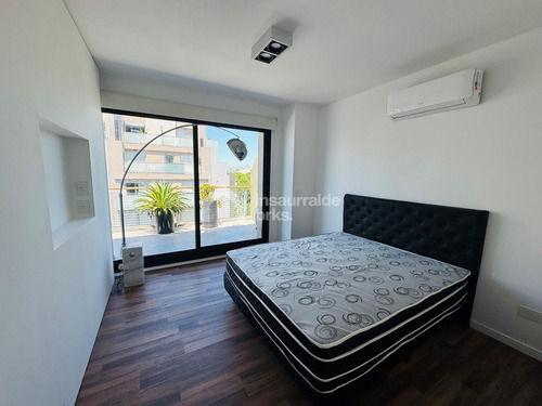 Venta 2 Amb Semicerrado Con Terraza Y Parrilla Propia En Palermo Hollywood