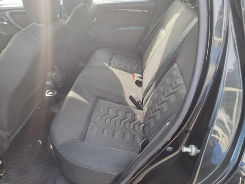 Imagen 12 de 15 de Renault Duster 2015 1.6 Ph2 4x2 Privilege 110cv