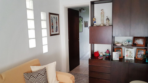 Casa Venta Lomas Del Mirador 3 Amb + 2 Amb Jardin