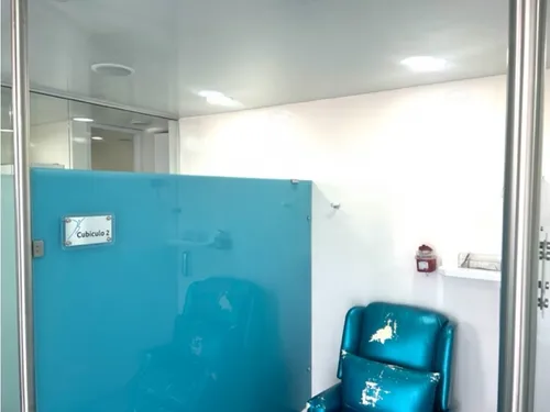 Vendo Consultorio Global Medical Center Santa Barbara -7-